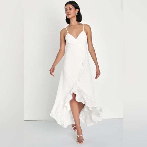 NWT Lulu’s Sweet Aura White Burnout Floral High-Low Maxi Dress - Picture 3 of 8